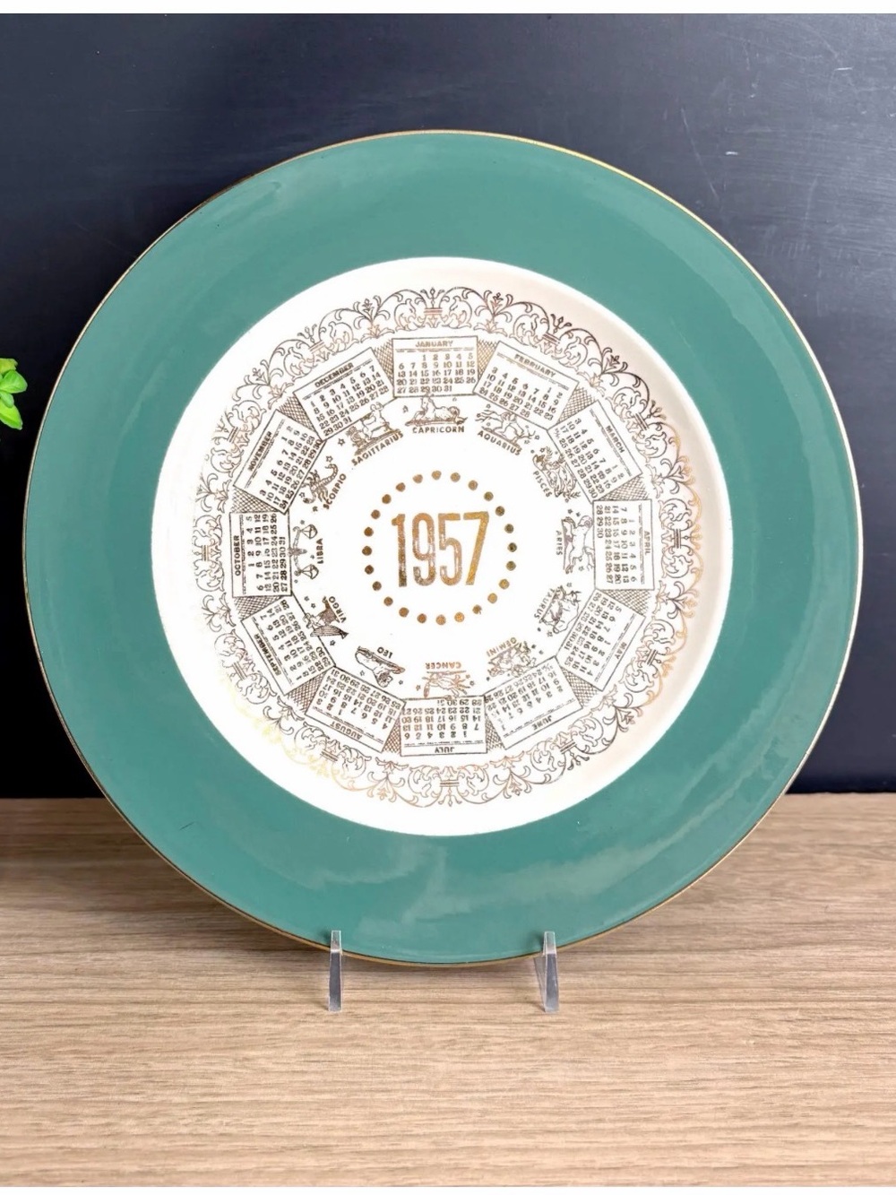 Vintage 1957 Calendar Plate USA HOMER LAUGHLIN